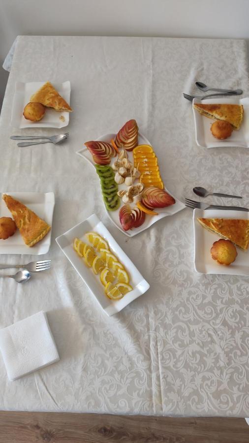 Olive Hotel Kochkor 外观 照片