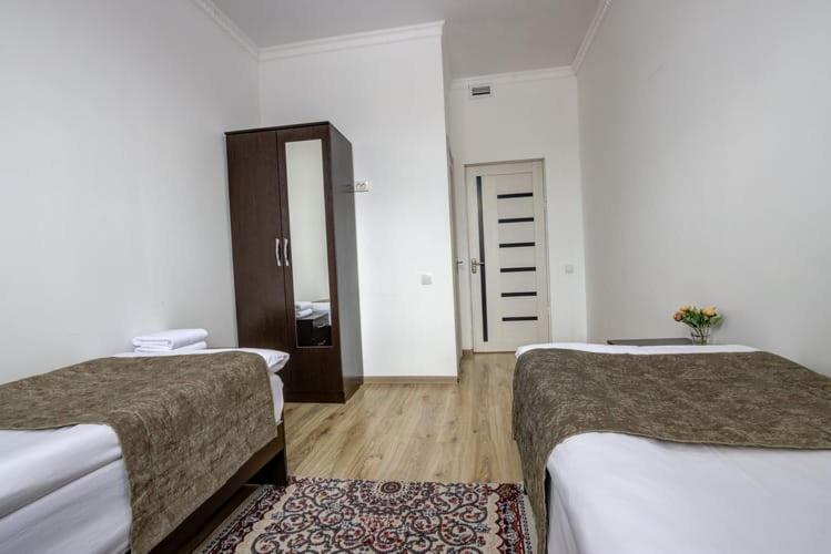 Olive Hotel Kochkor 外观 照片