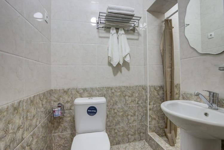 Olive Hotel Kochkor 外观 照片